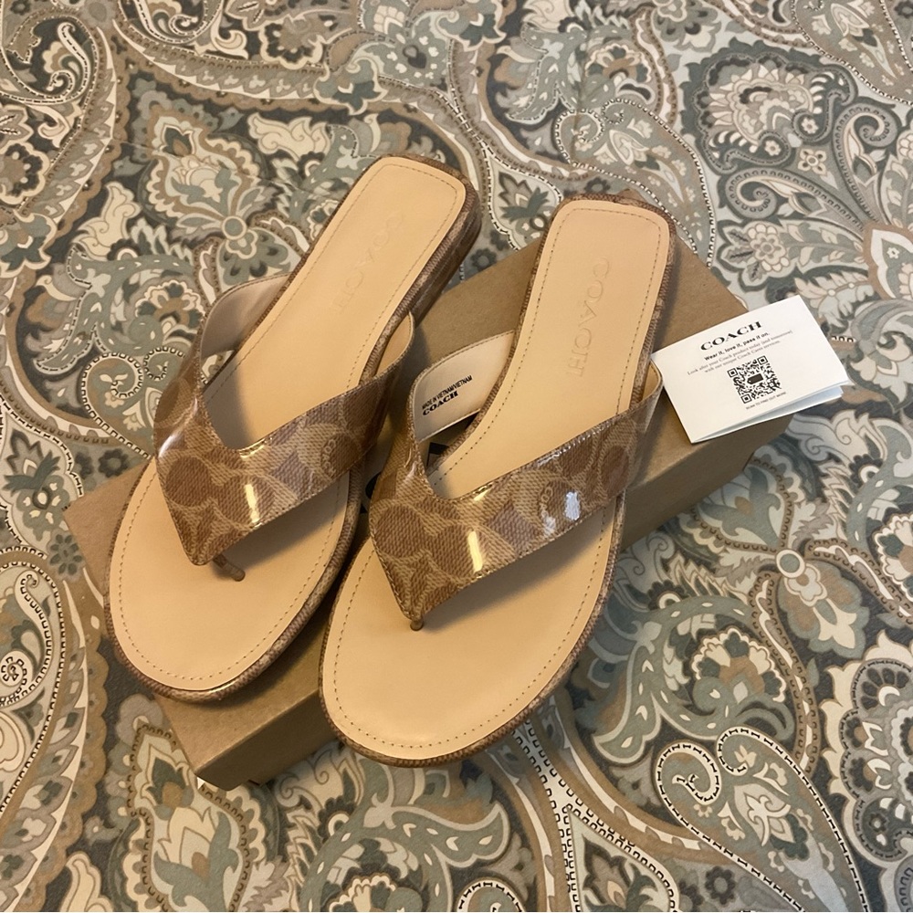 Mint Coach Bridgette. Signature Jacquard Tan Sandals Worn 1x - Picture 9 of 16